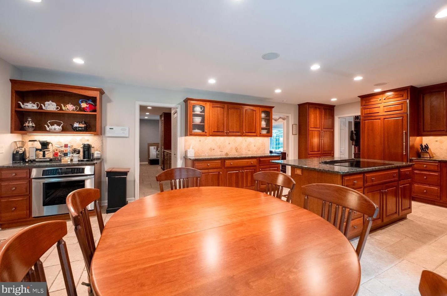 4766 5 St, Emmaus PA 18049-2331 exterior