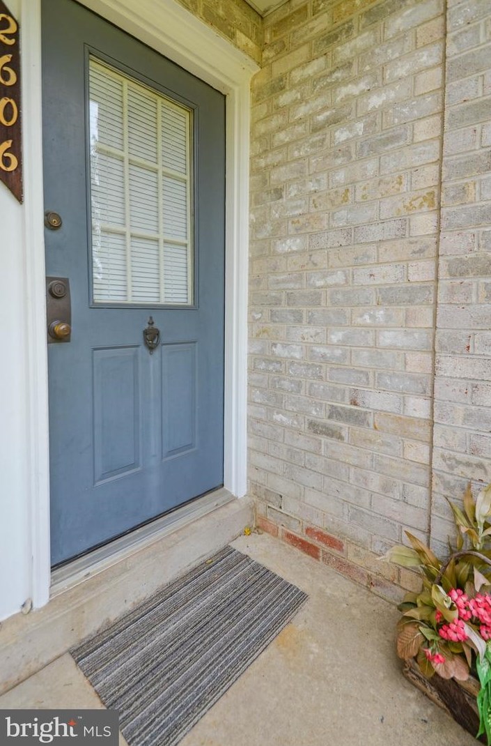 2606 Rolling Green Dr, Macungie, PA 18062