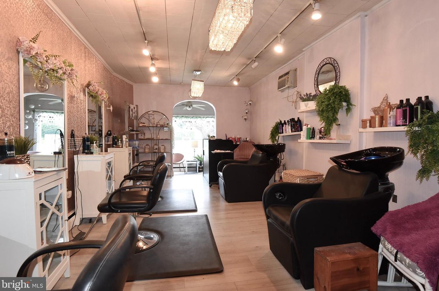 1212 Broad St, Bethlehem, PA 18018-4951