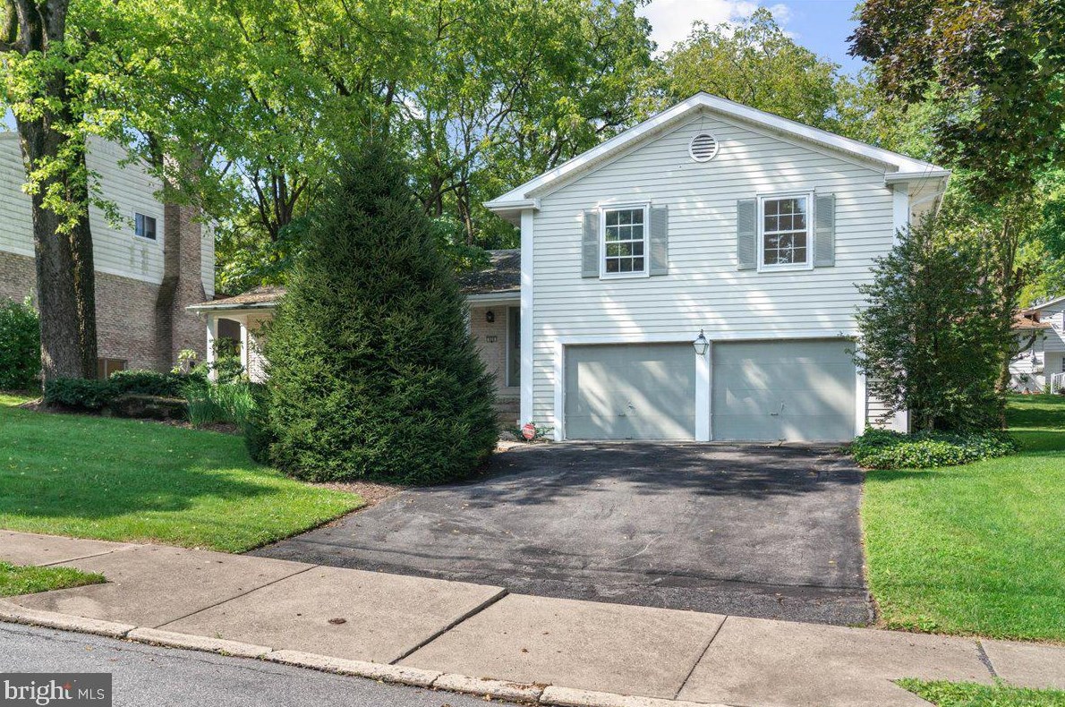 926 24th St, Allentown, PA 18104-3706