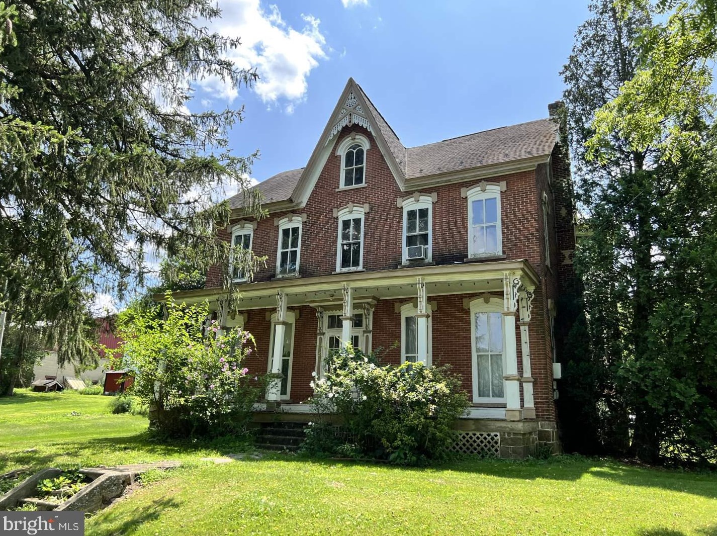 4310 Best Station Rd, Slatington, PA 18080