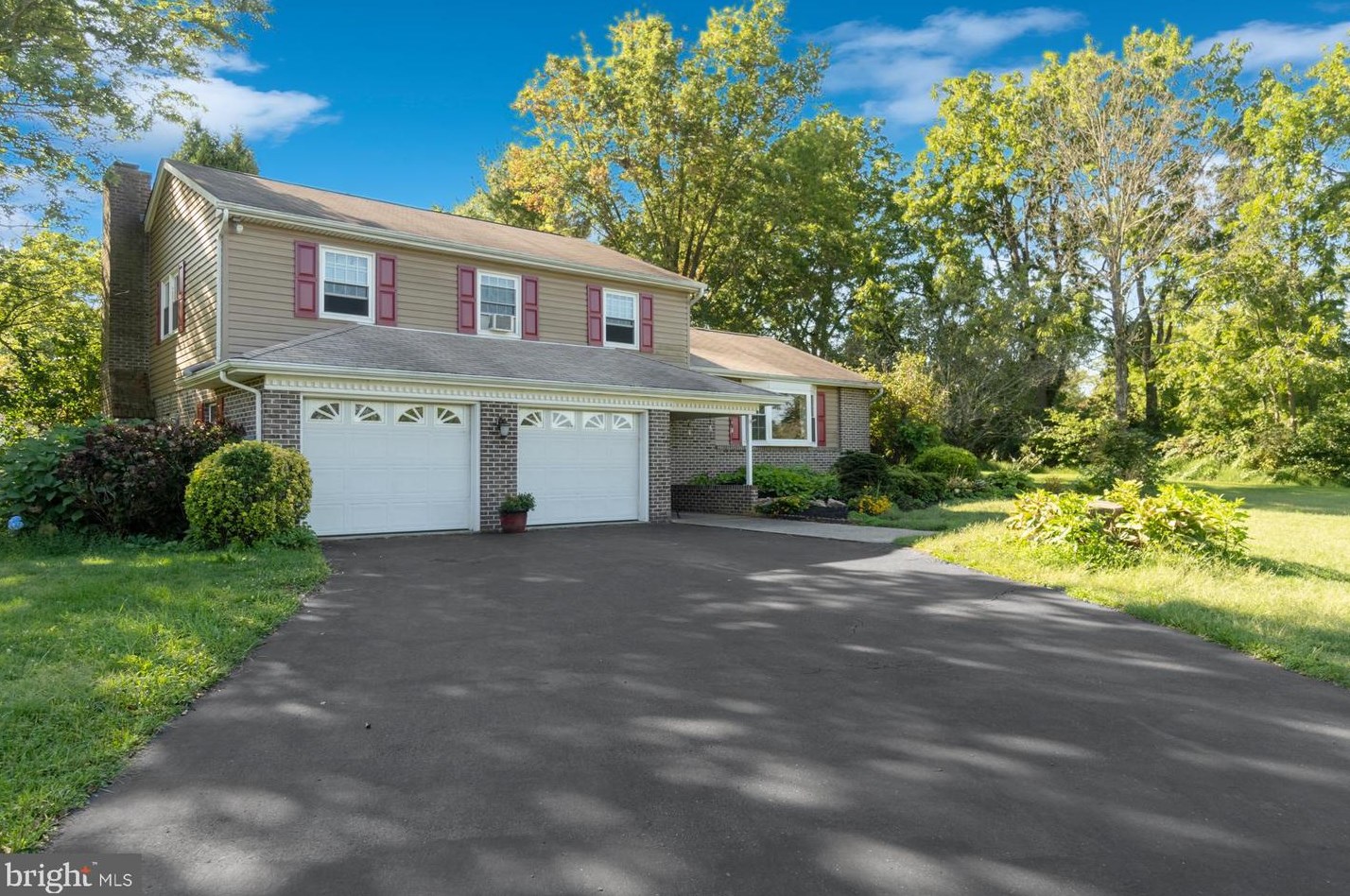 4804 Manor Way, East Greenville, PA 18041-2638