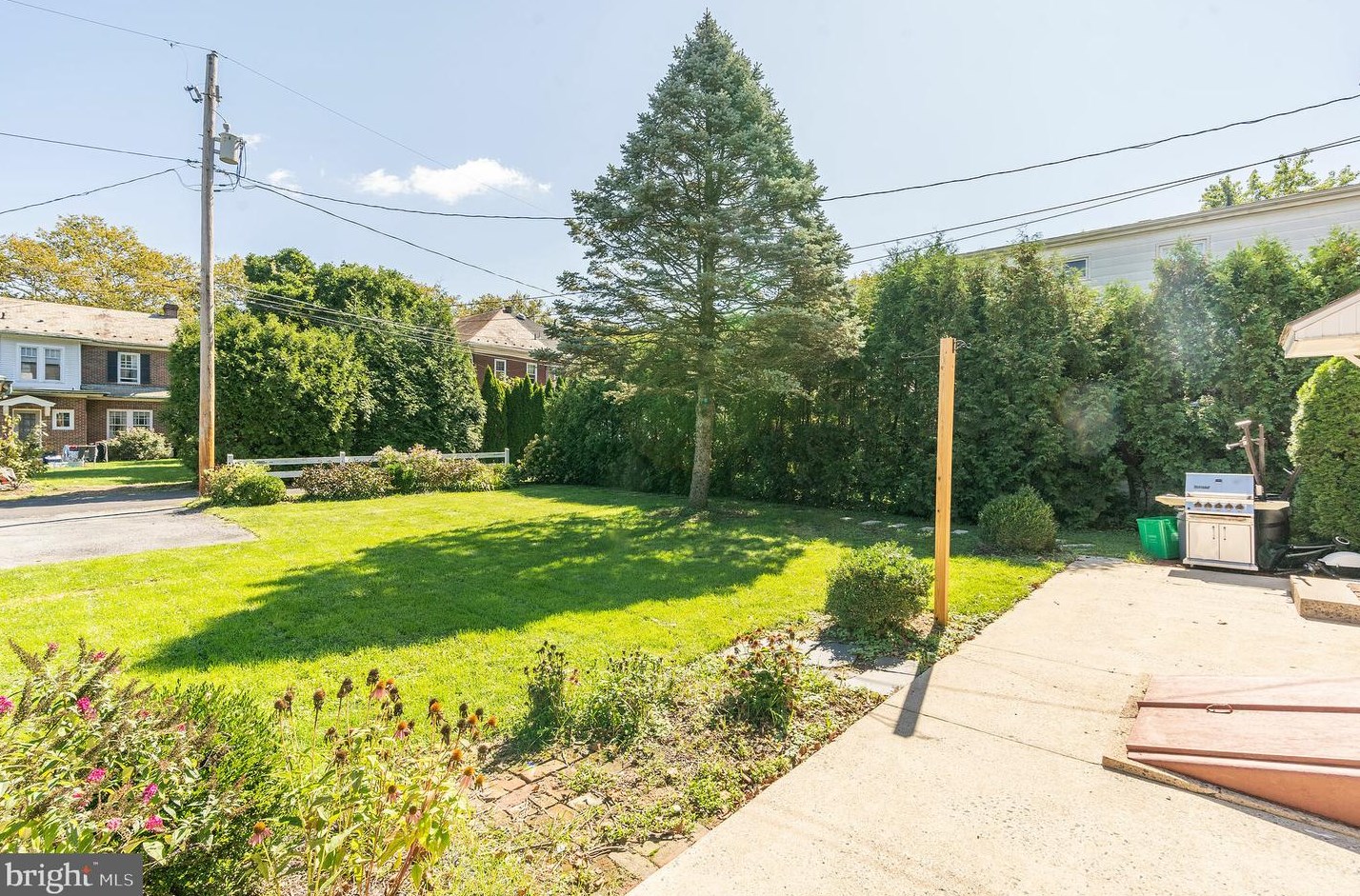 621 25th St, Allentown, PA 18104-6611