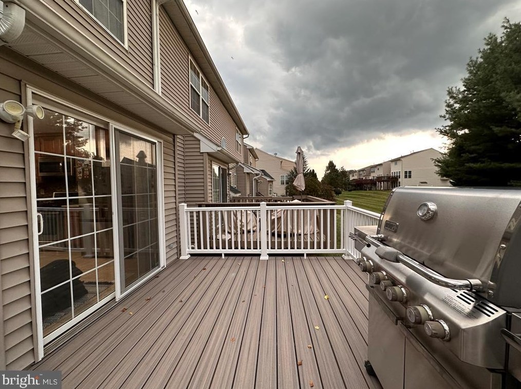 4150 Huckleberry Dr, Center Valley, PA 18034-8503