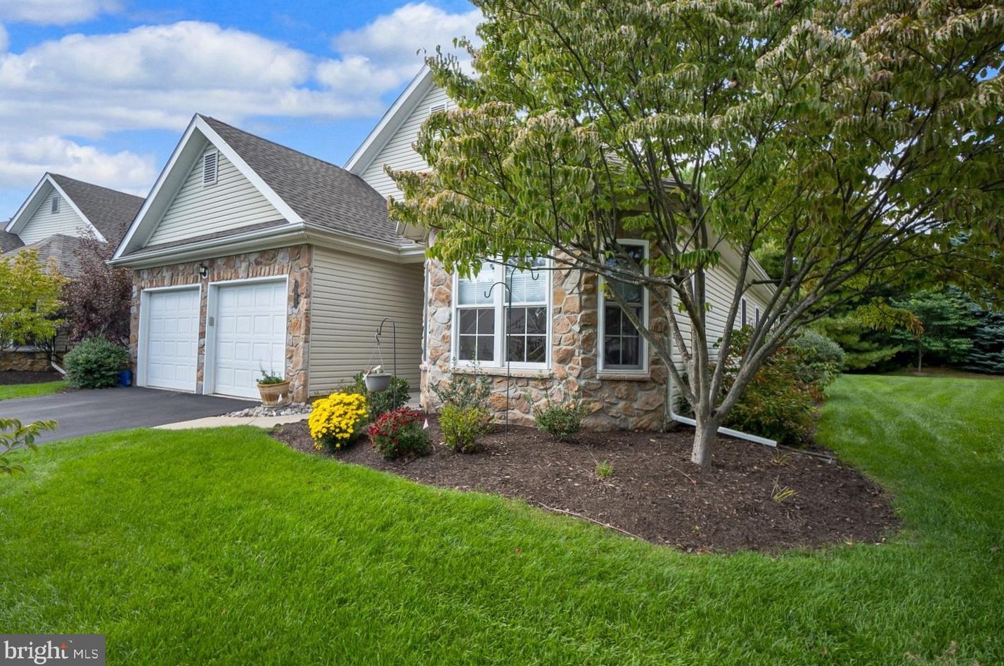 2781 Terrwood Dr, Macungie PA  18062-8490 exterior