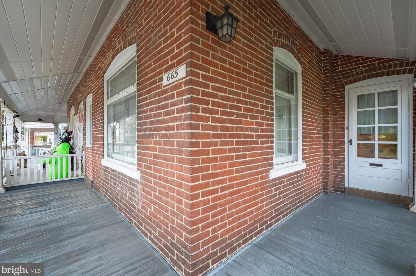 665 Ridge St, Emmaus, PA 18049-2222