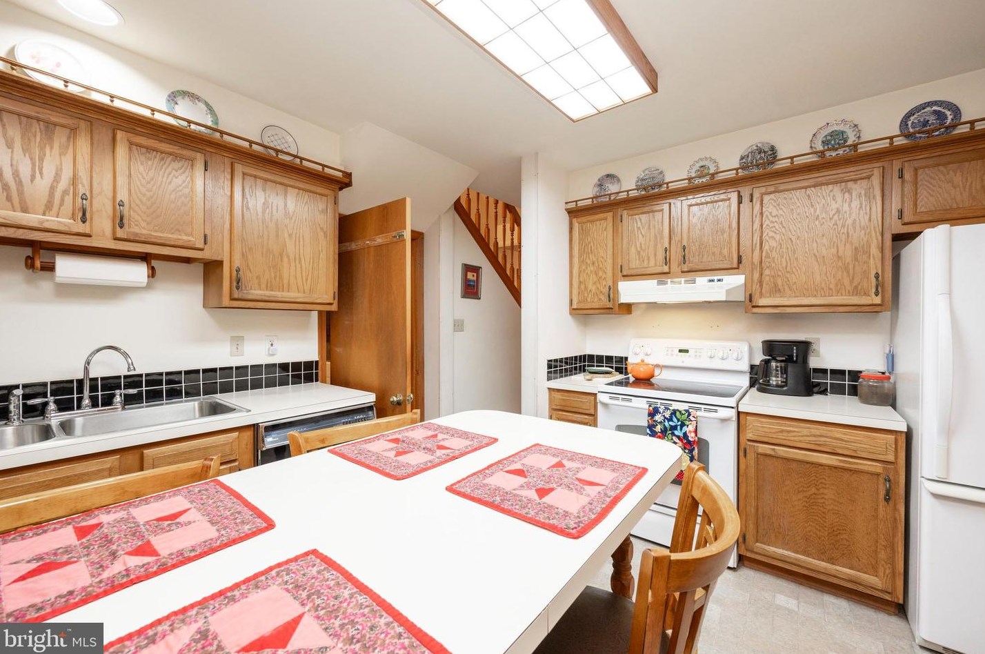9115 Gackenbach Rd, Steinsville PA  19529-9022 exterior