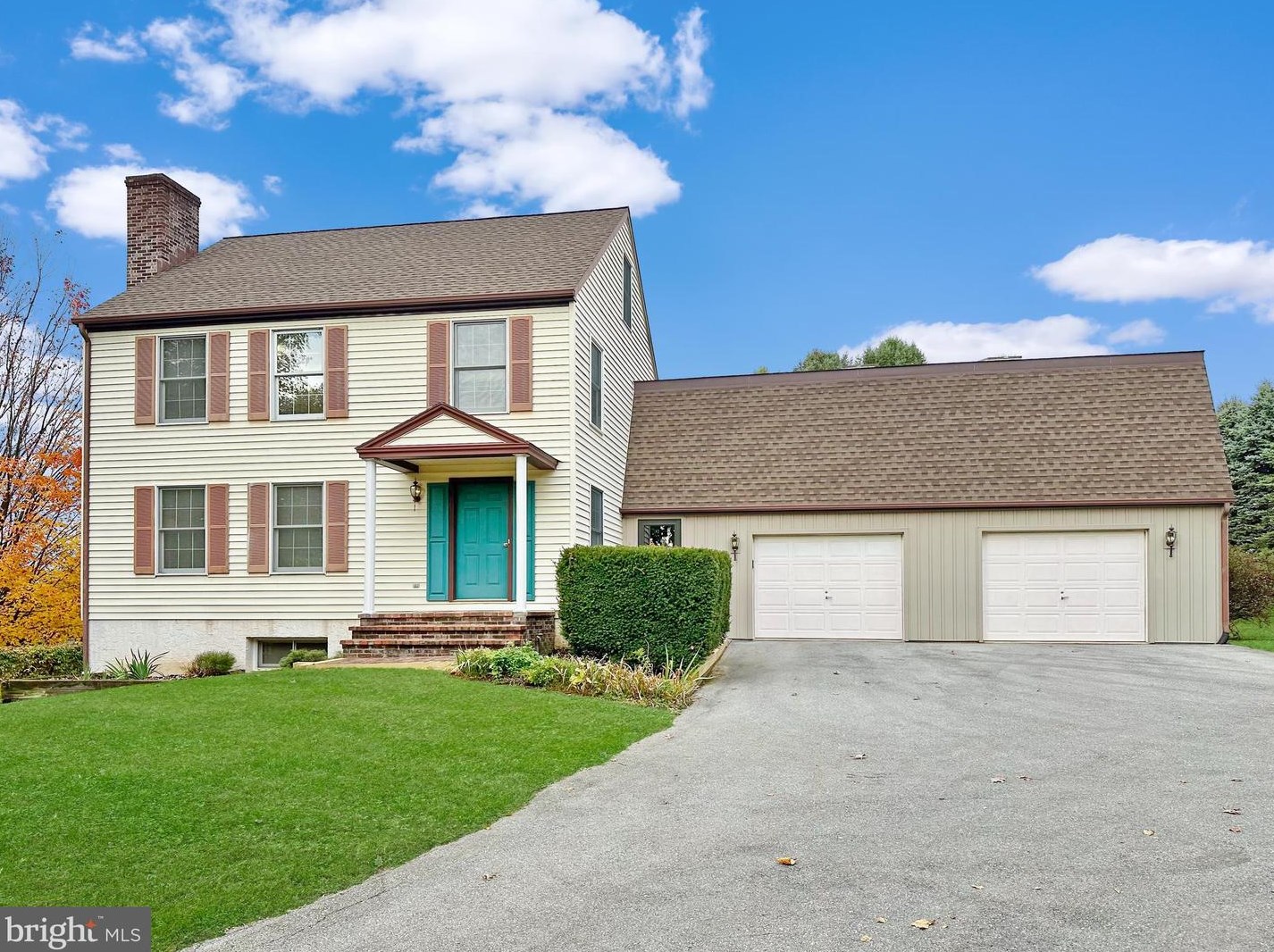 9115 Gackenbach Rd, Steinsville PA  19529-9022 exterior