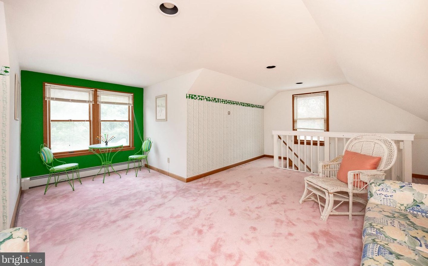 9115 Gackenbach Rd, Steinsville PA  19529-9022 exterior