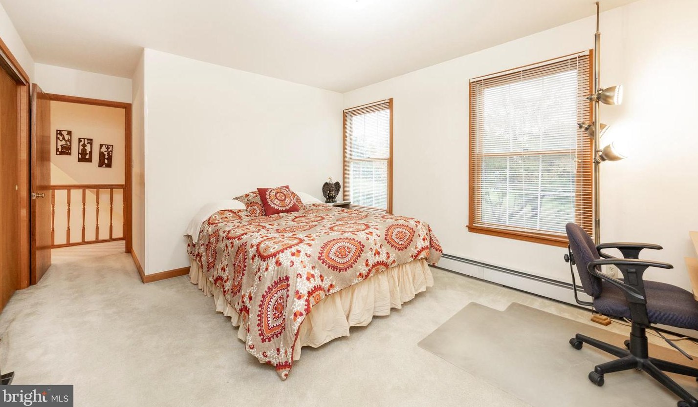 9115 Gackenbach Rd, Steinsville PA  19529-9022 exterior