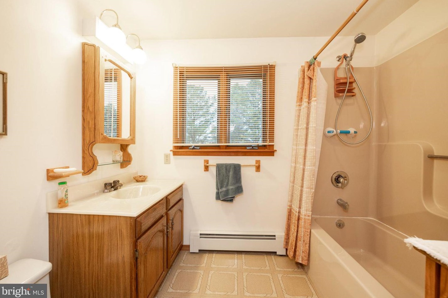 9115 Gackenbach Rd, Steinsville PA  19529-9022 exterior