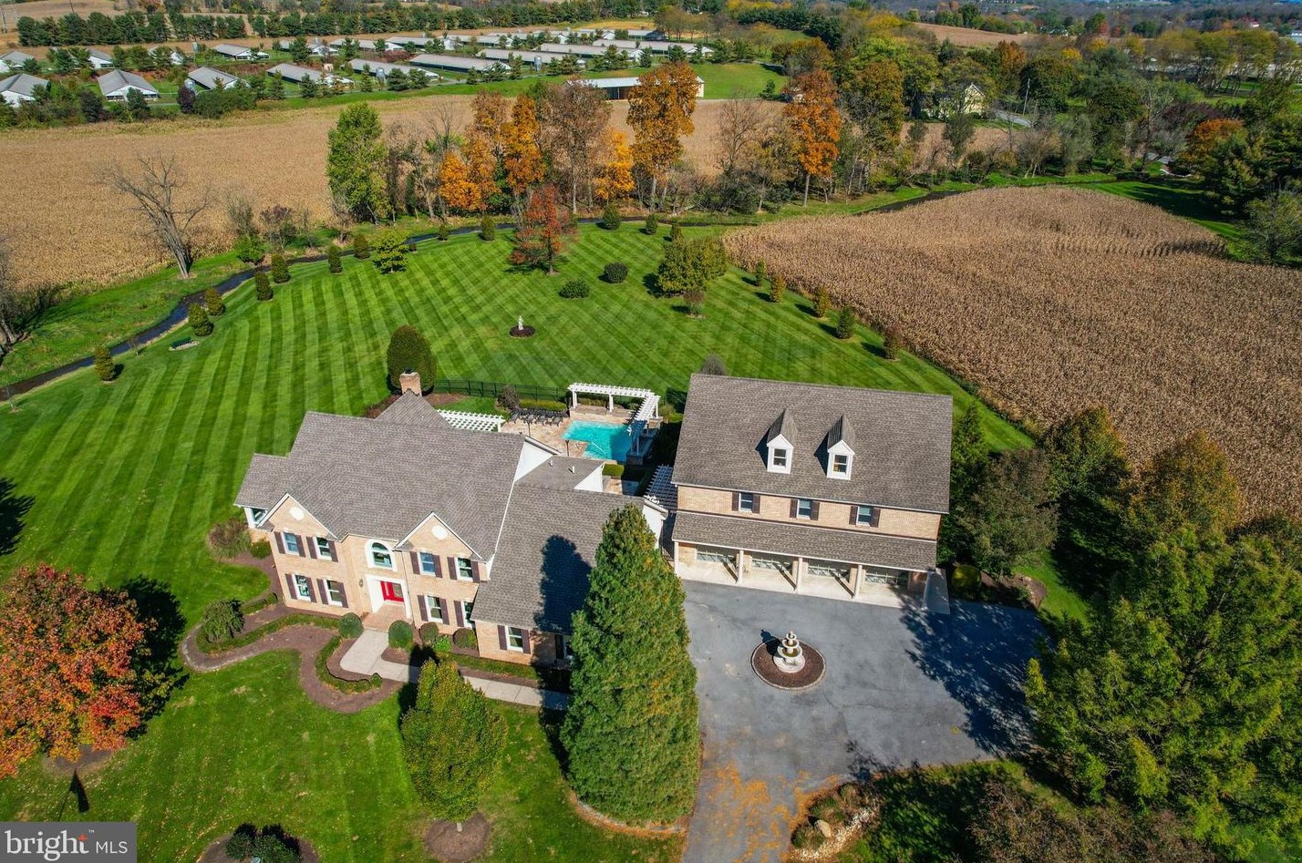 3755 Coplay Creek Rd, Allentown, PA 18104-8846