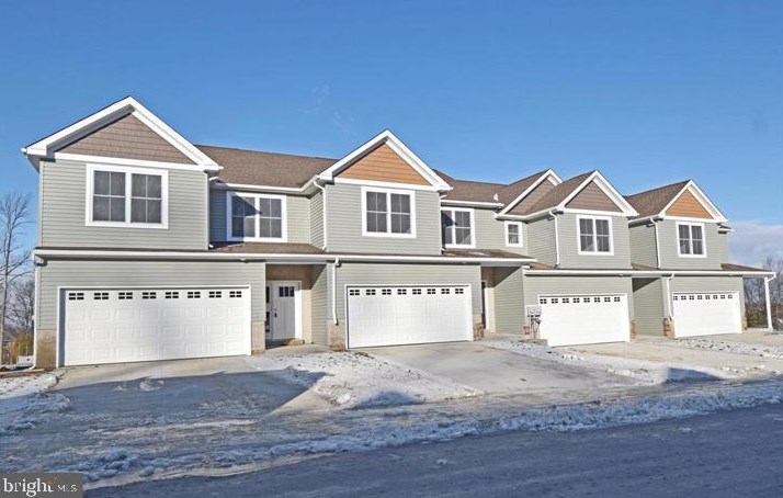 1320 Tilghman St, Emmaus, PA 18049
