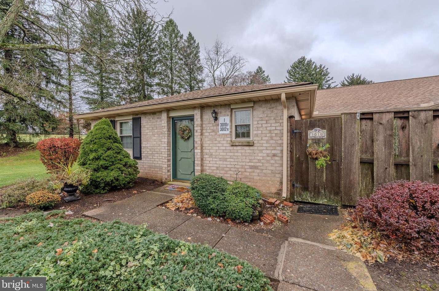 3010 Aronimink Pl, Macungie, PA 18062