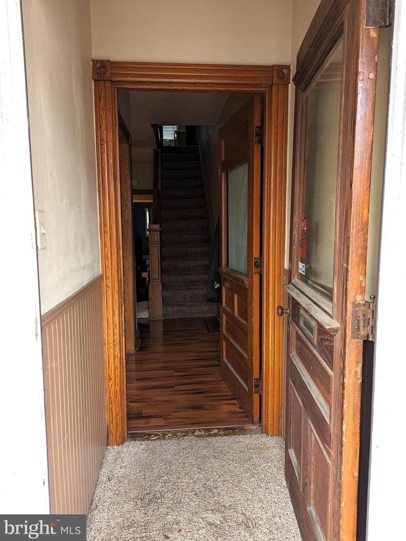 1029 Seneca St, Bethlehem PA 18015-4129 exterior