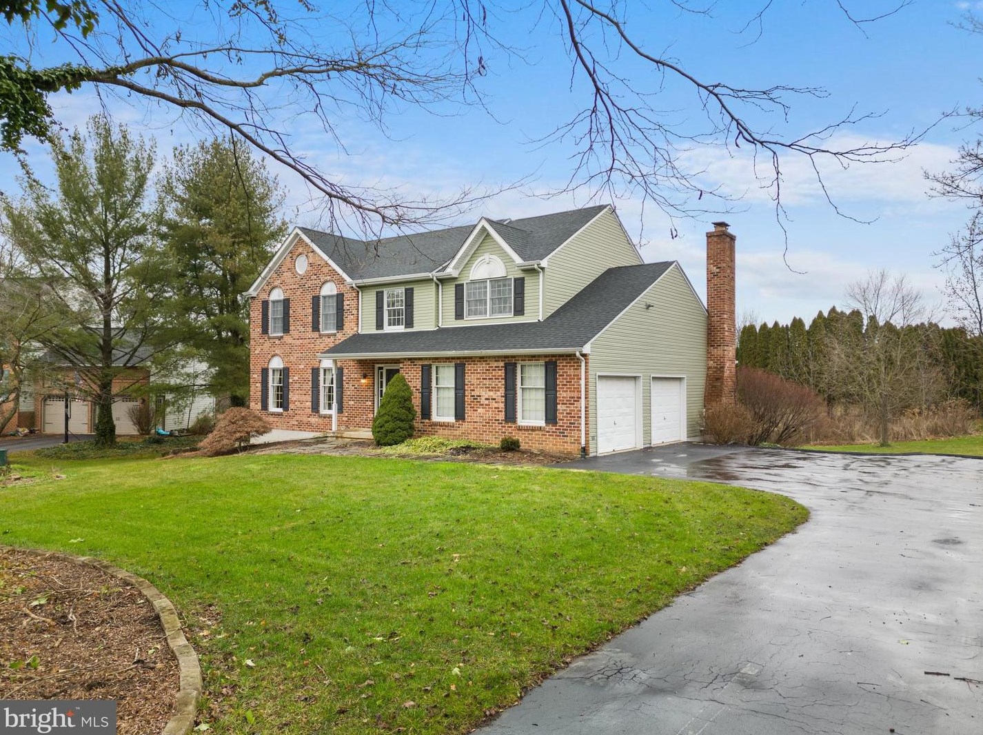 1979 Goldenrod Dr, Macungie, PA 18062