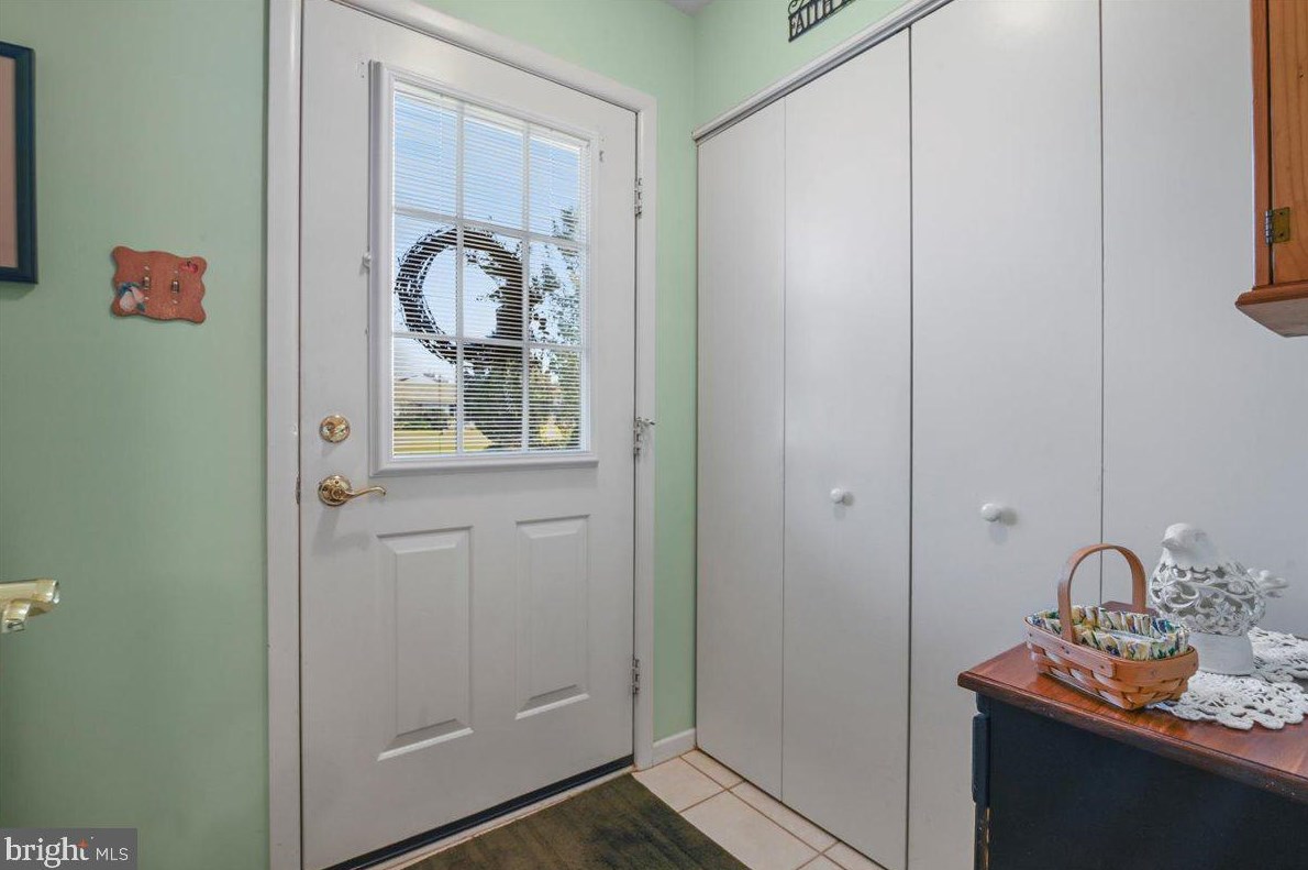2753 Rolling Green Pl, Macungie, PA 18062