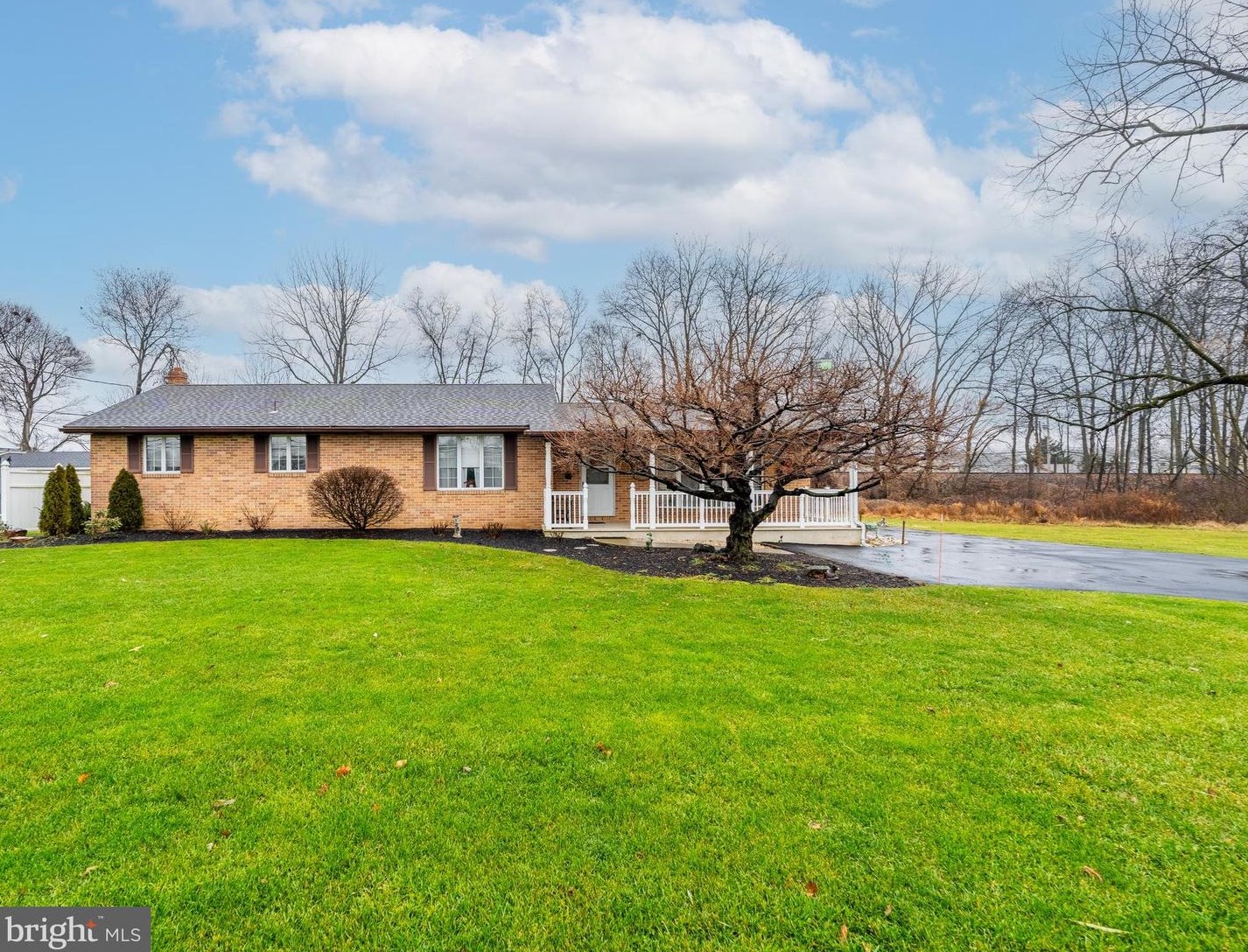 1685 Trexlertown Rd, Macungie, PA 18062-9295
