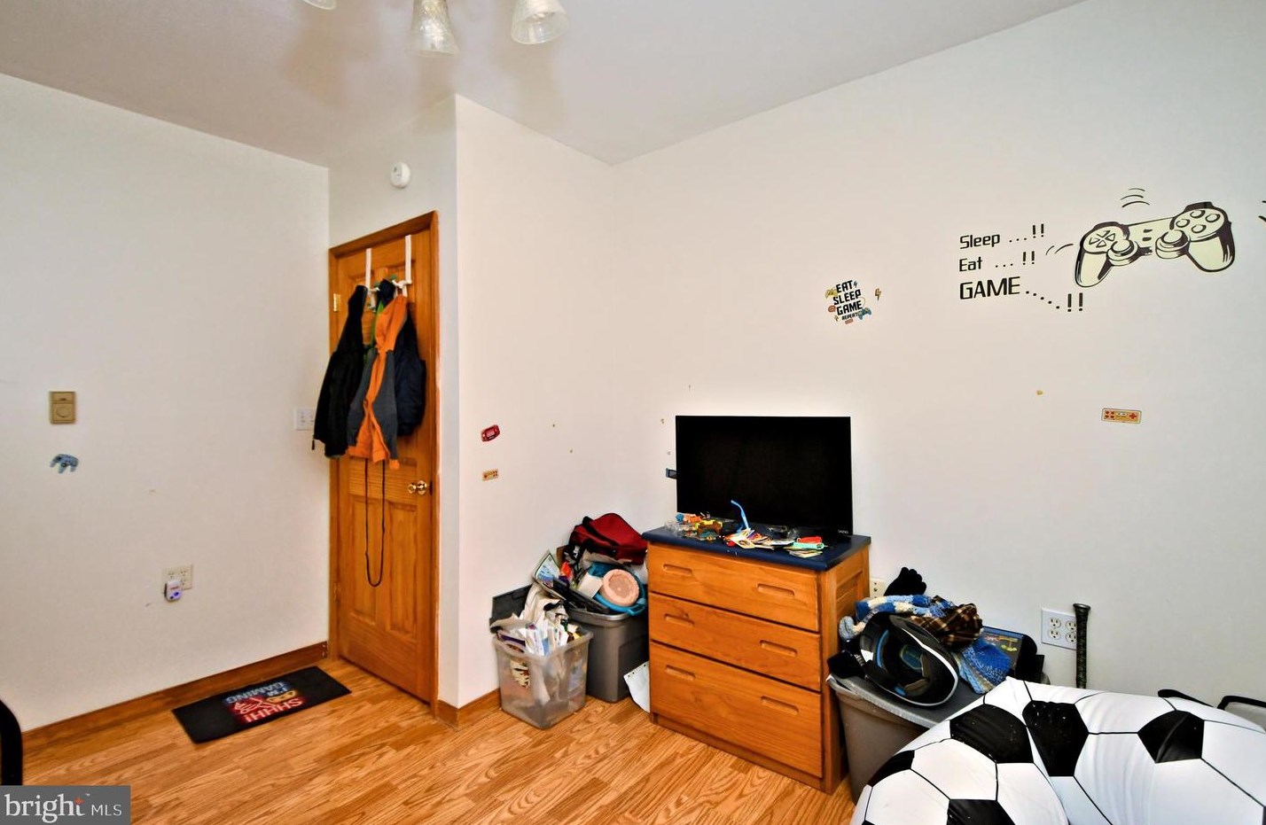 215 Franklin St, Alburtis PA 18011-5008 exterior