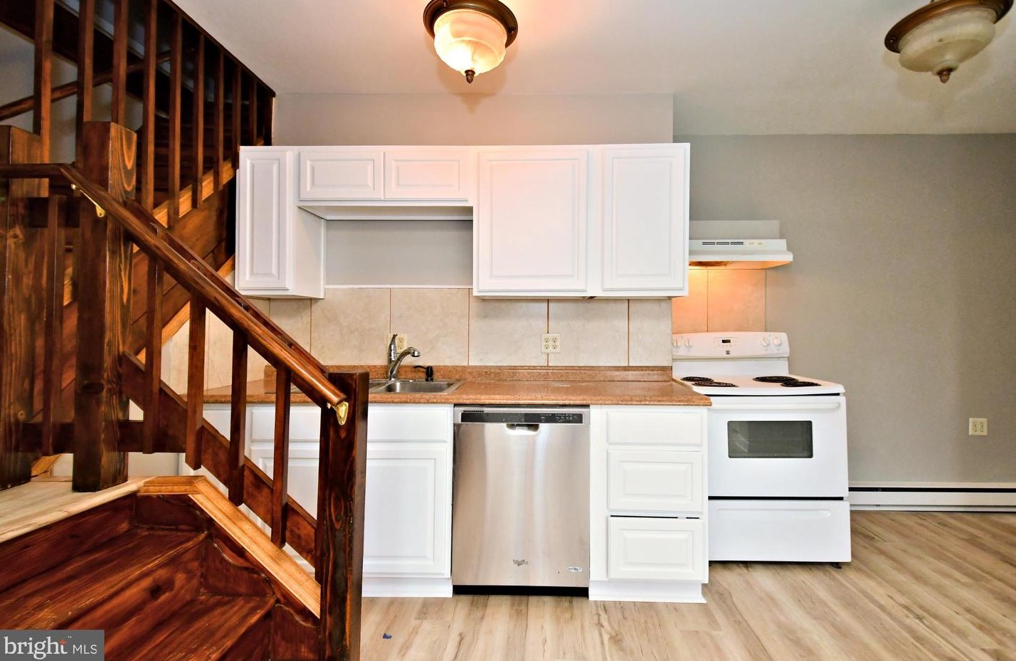 215 Franklin St, Alburtis PA 18011-5008 exterior