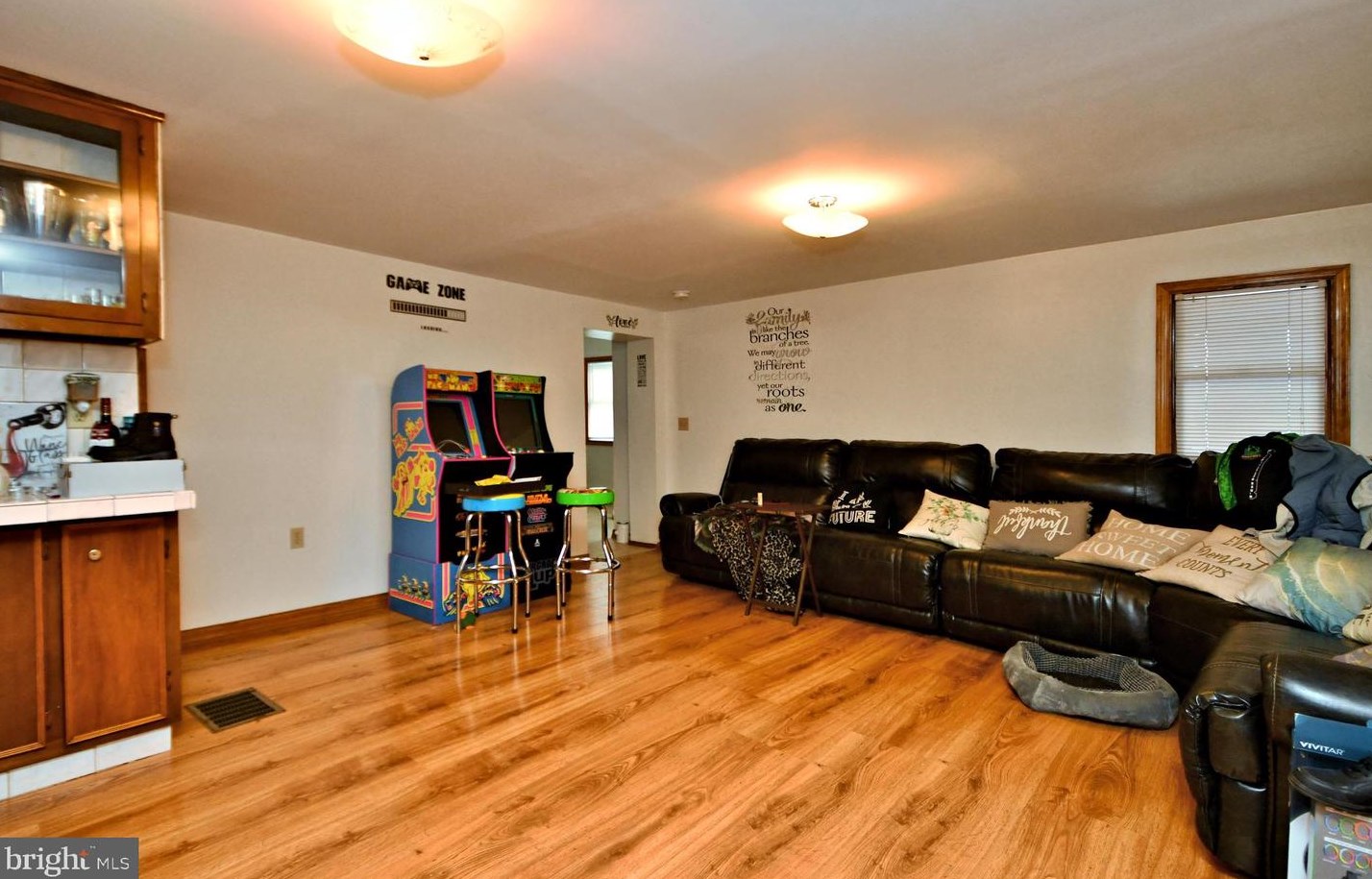 215 Franklin St, Alburtis PA 18011-5008 exterior