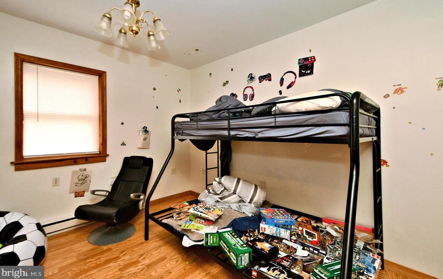 215 Franklin St, Alburtis PA 18011-5008 exterior