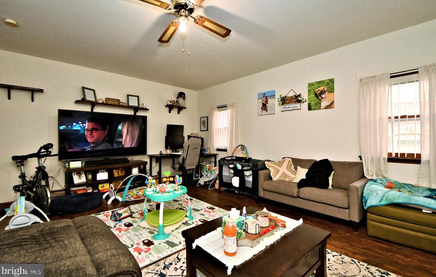 215 Franklin St, Alburtis PA 18011-5008 exterior