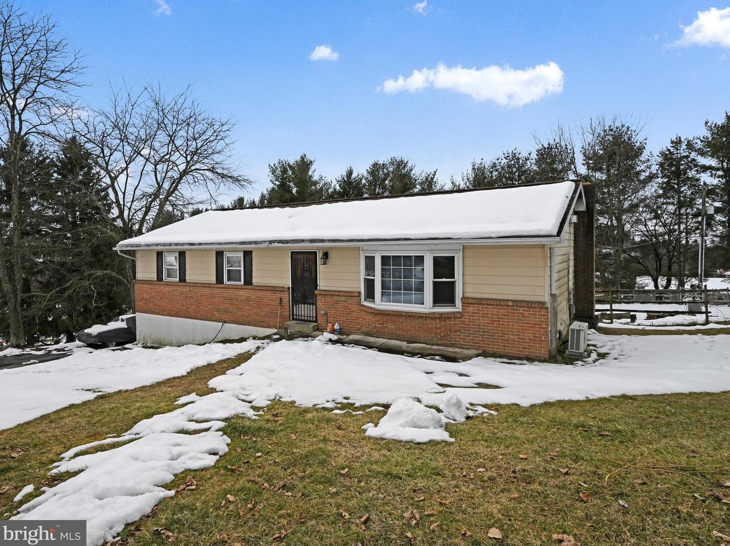 6296 Meadowview Rd, Germansville, PA 18053