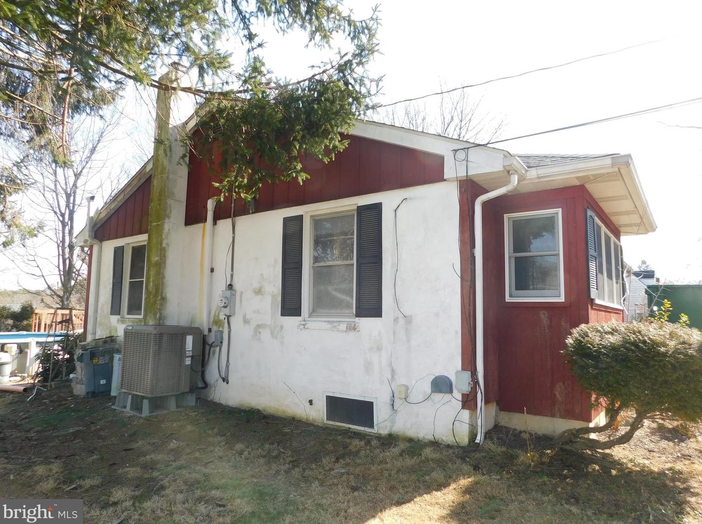 4825 Orchard Dr, Center Valley, PA 18034-9428