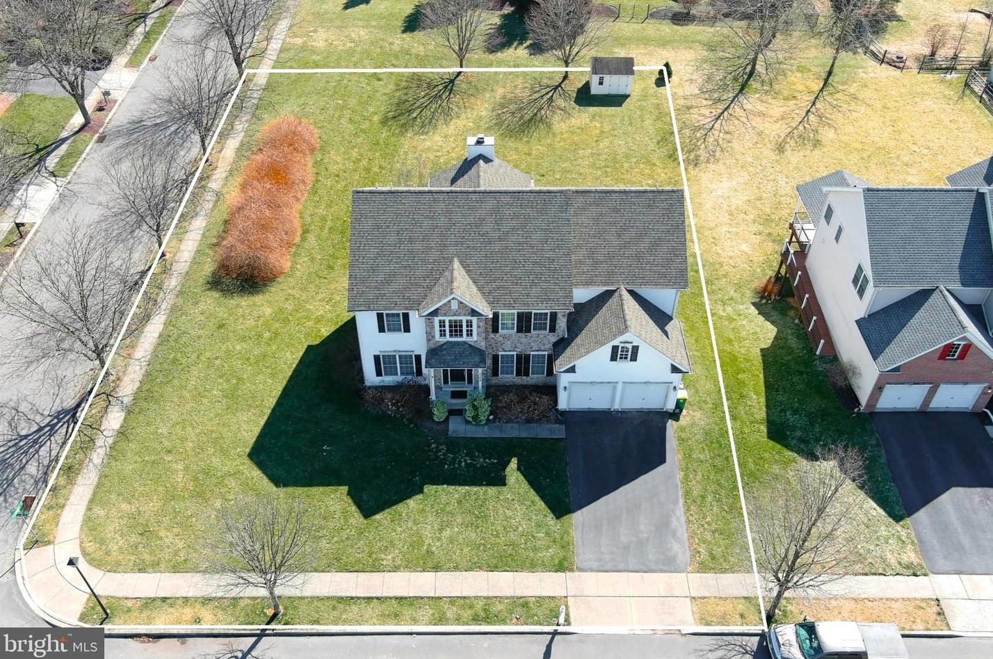 2364 Silvano Dr, Macungie, PA 18062-8657