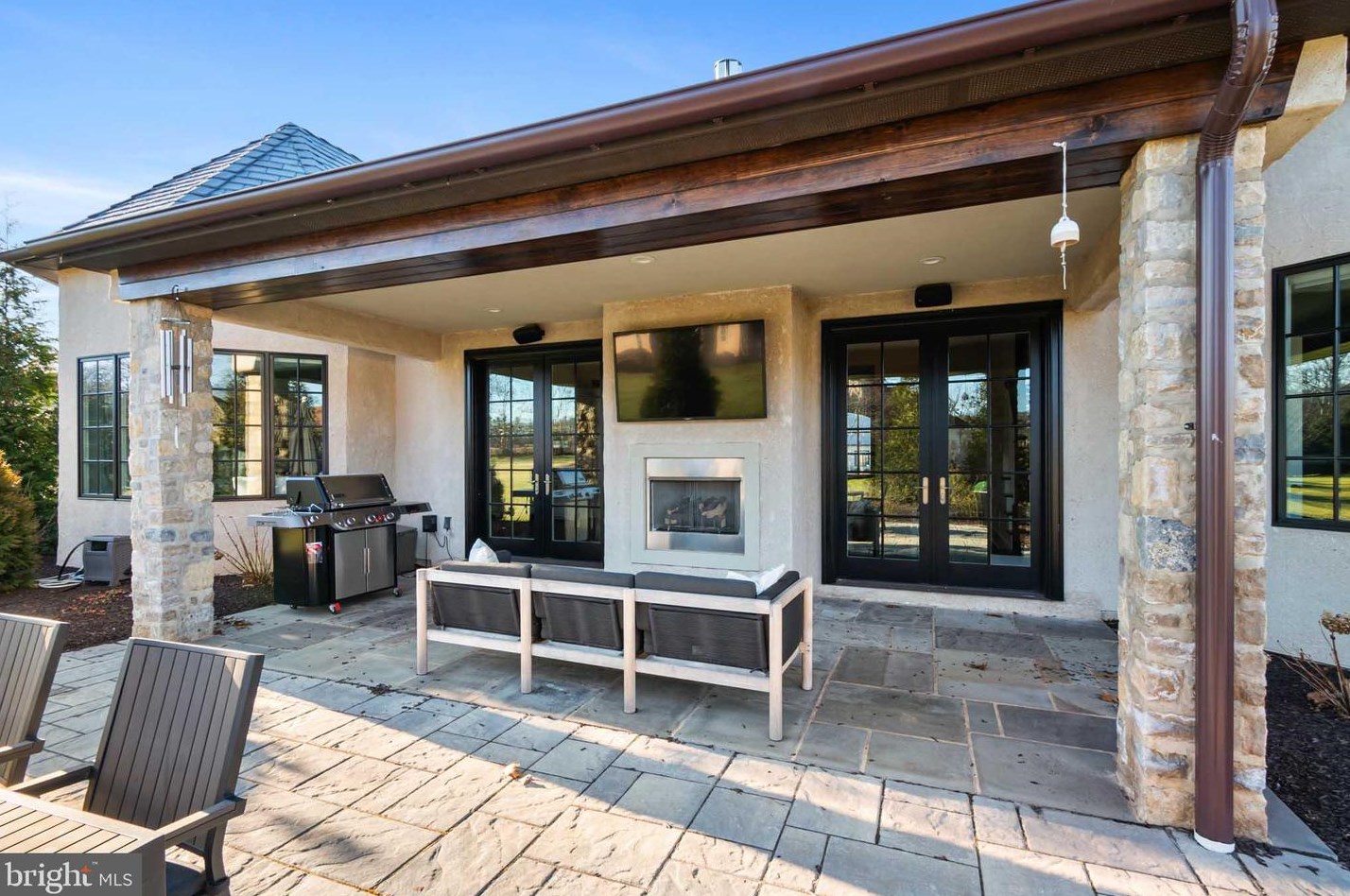 2812 Clos Renoir, Bethlehem PA  18015-9119 exterior