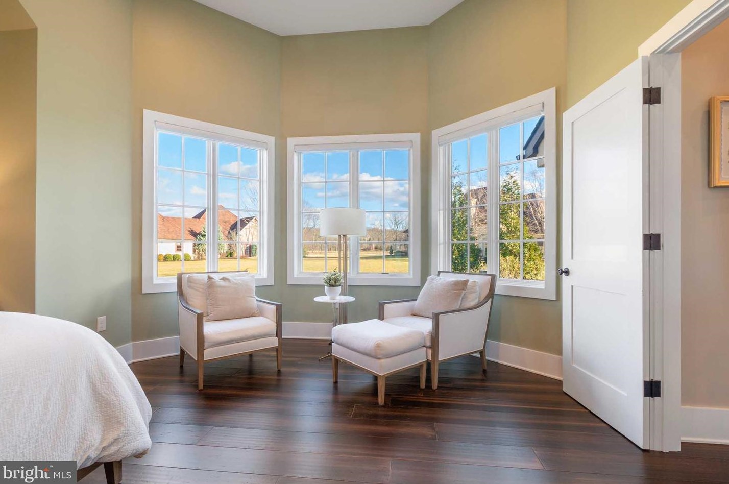 2812 Clos Renoir, Bethlehem PA  18015-9119 exterior