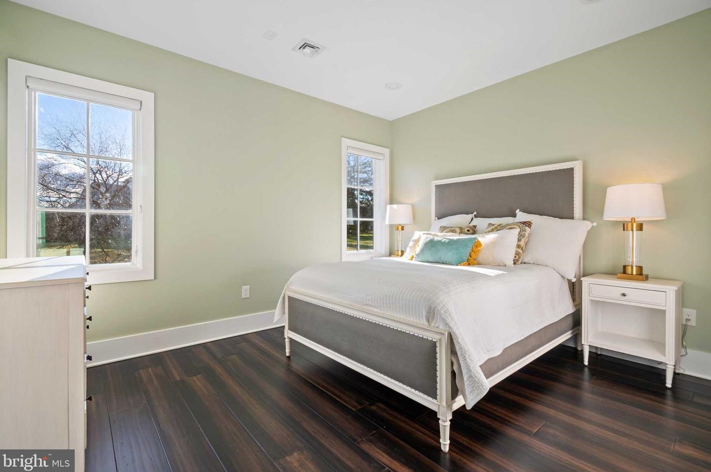 2812 Clos Renoir, Bethlehem PA  18015-9119 exterior