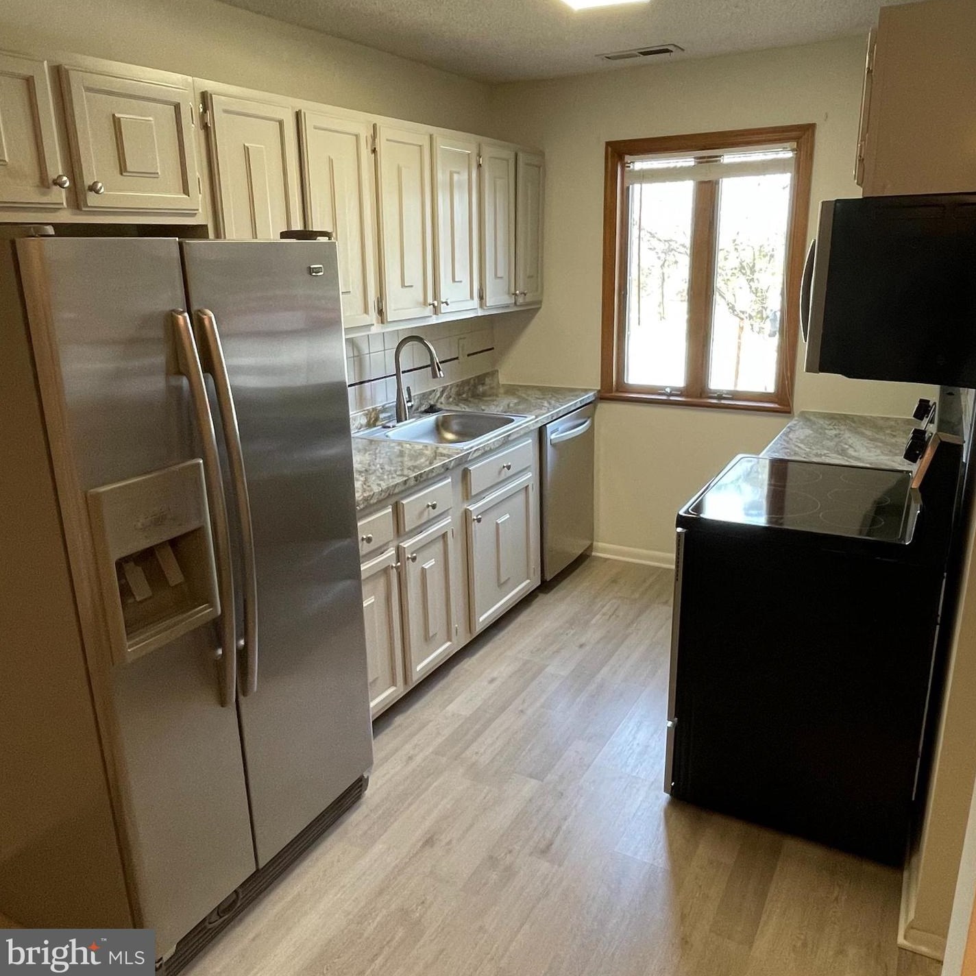 991 Village Round #c, Allentown, PA 18106
