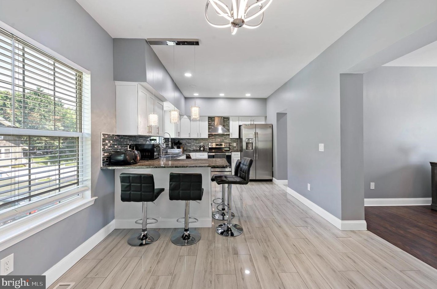 701 Weil St, Bethlehem PA 18015-3948 exterior