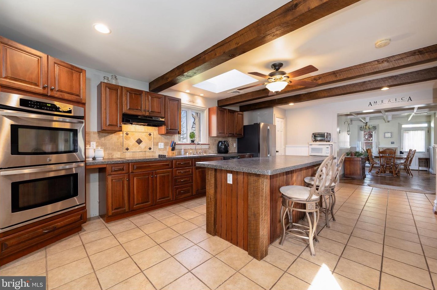 8038 Spring Creek Rd, Alburtis, PA 18011