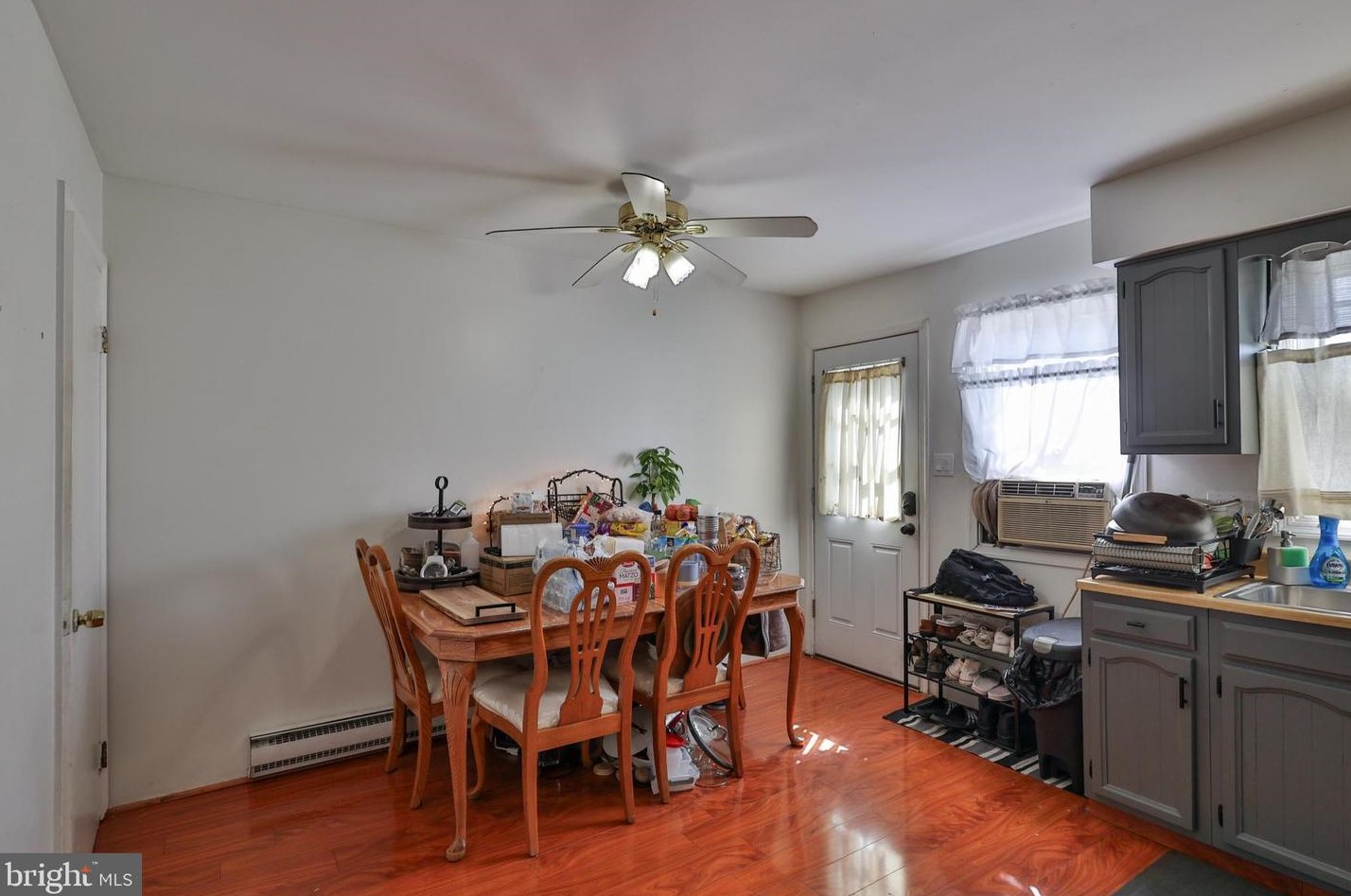 220 Fairview St, Allentown PA  18109-2736 exterior