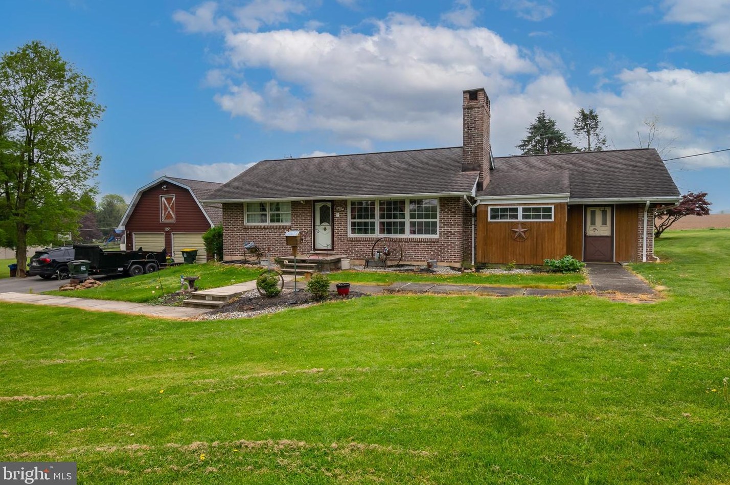 3422 Levans Rd, Allentown, PA 18104-8714