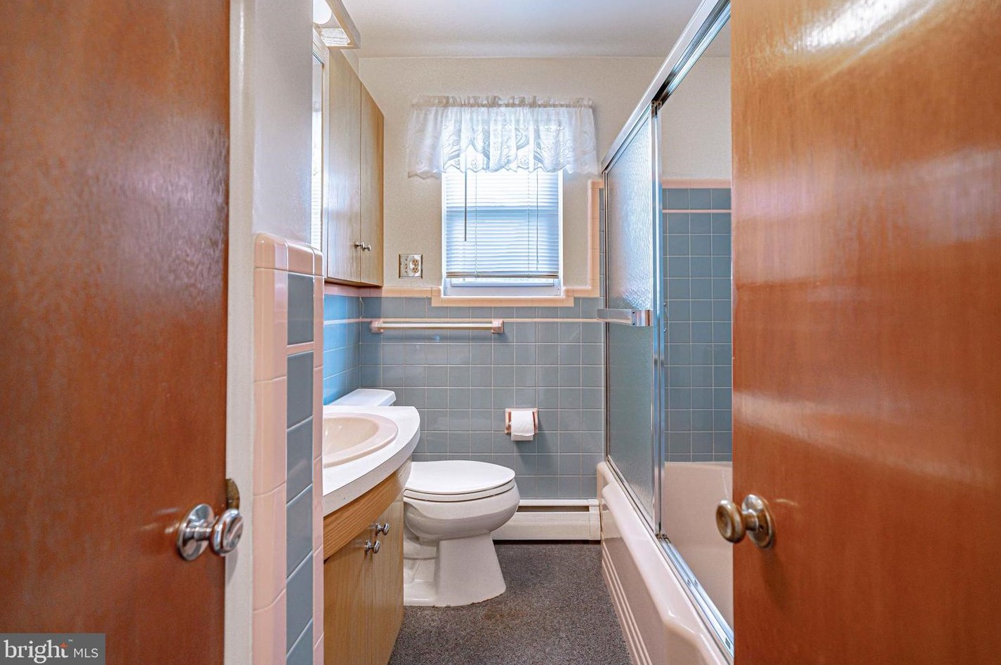 515 Franklin St, Emmaus PA 18049-2111 exterior