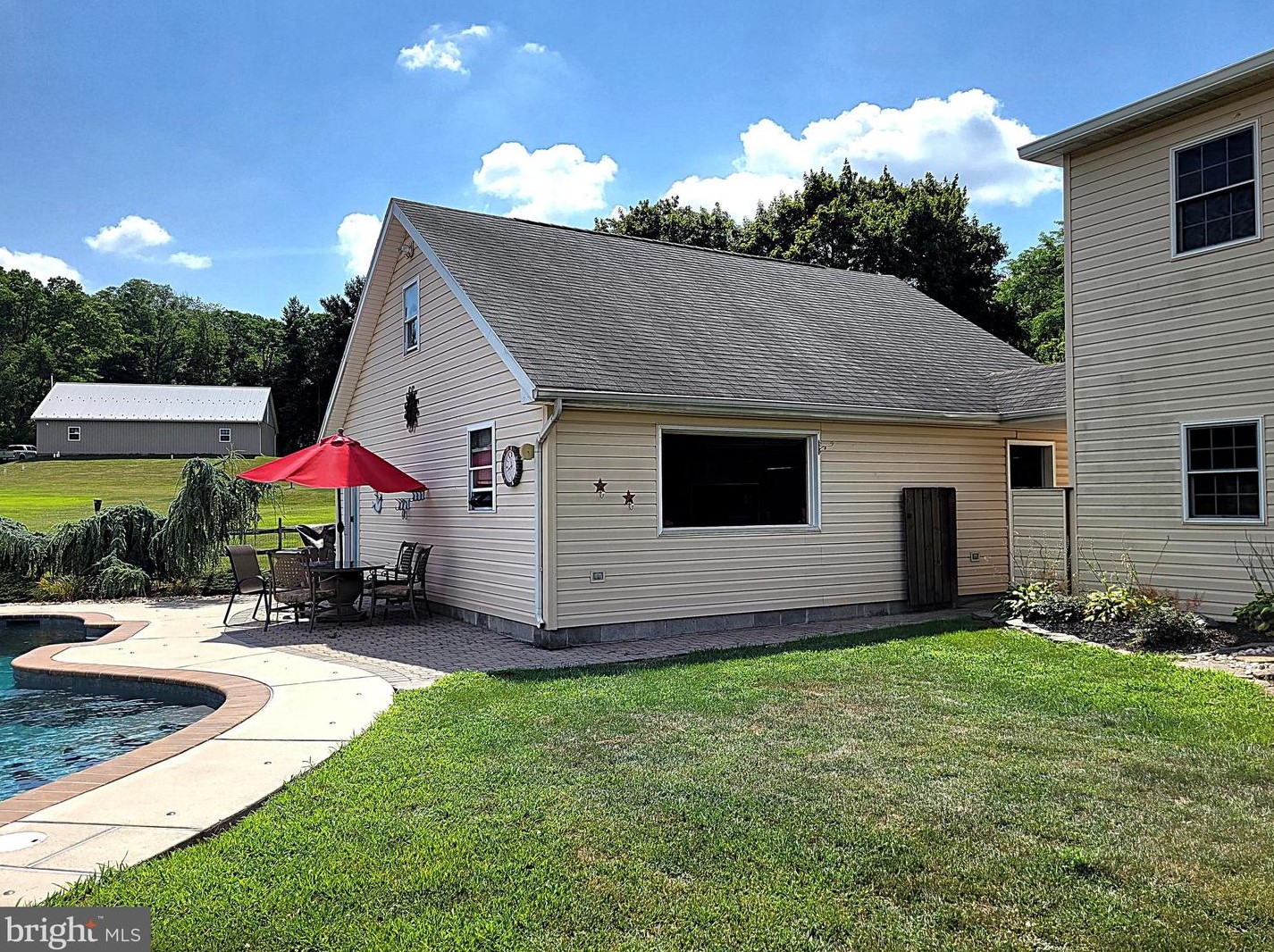 435 5 St, Emmaus PA 18049-4535 exterior