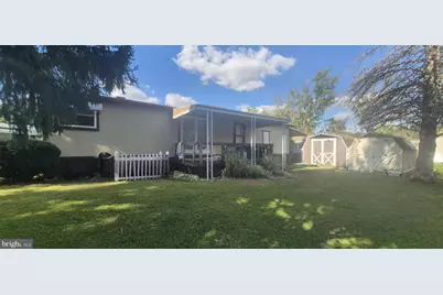 8774 Breinig Run Circle, Breinigsville, PA 18031 - Photo 4