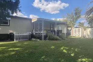 8774 Breinig Run Cir, Breinigsville, PA 18031 - Photo 4