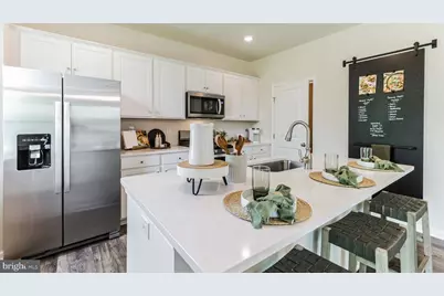 2041 Gregory Drive, Allentown, PA 18103 - Photo 4