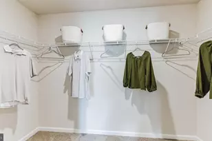 2041 Gregory Dr, Allentown, PA 18103 - Photo 22