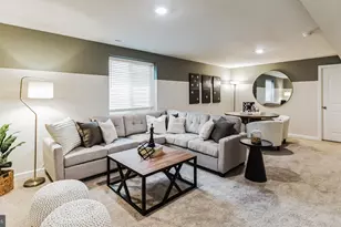 2041 Gregory Dr, Allentown, PA 18103 - Photo 28