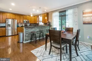 2429 S Front St, Allentown, PA 18103 - Photo 12