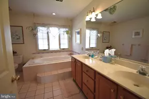 2215 Apple Rd, Fogelsville, PA 18051 - Photo 40