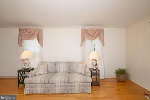 2570 Millbrook Dr, Emmaus, PA 18049 - Photo 20