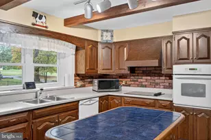 340 Chestnut Hill Rd, Emmaus, PA 18049 - Photo 32