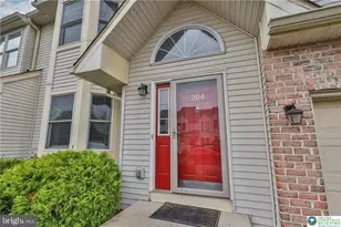 204 Ridings Cir, Macungie, PA 18062 - Photo 2